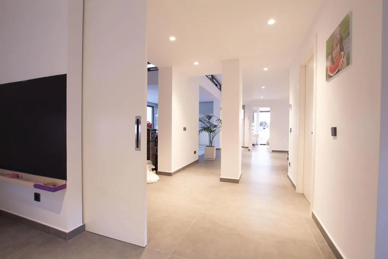 Βίλα Costa Brava Suites 
