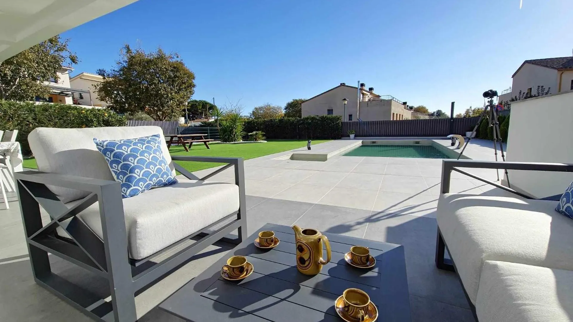 Βίλα Costa Brava Suites 